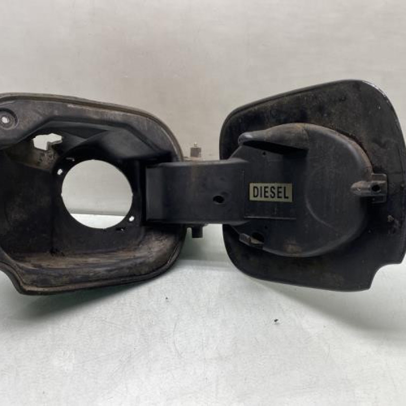 Trappe d'essence RENAULT CLIO 3 Photo n°2