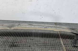 Renfort pare choc arriere (traverse) VOLKSWAGEN TOURAN 3 Photo n°1