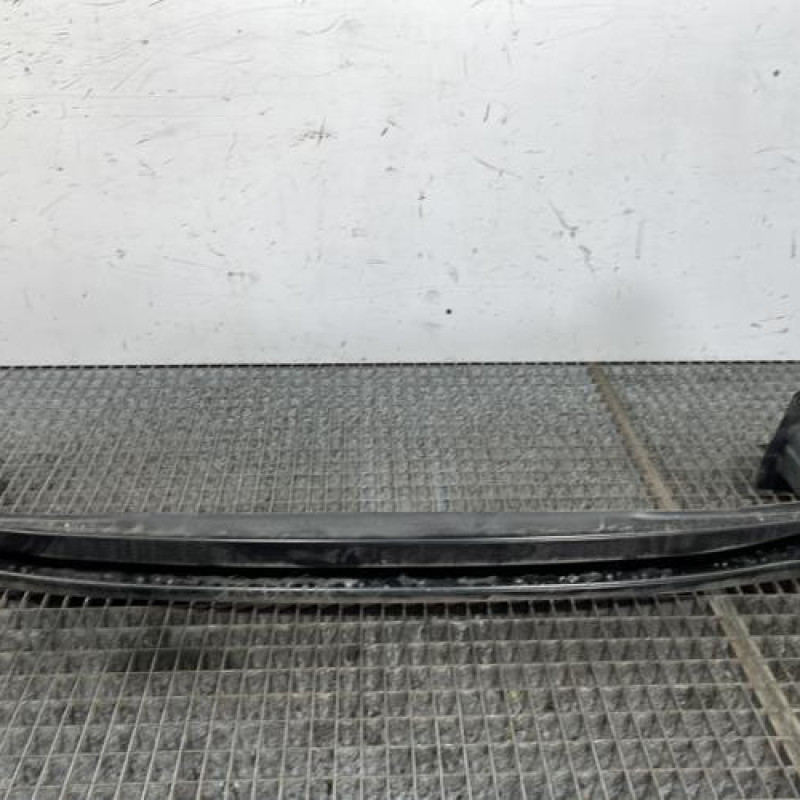 Renfort pare choc arriere (traverse) VOLKSWAGEN TOURAN 3 Photo n°4