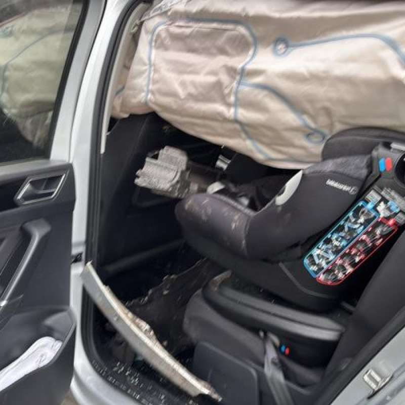 Renfort pare choc arriere (traverse) VOLKSWAGEN TOURAN 3 Photo n°17