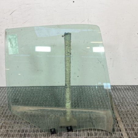 Vitre arriere droit RENAULT CLIO 2 Photo n°1