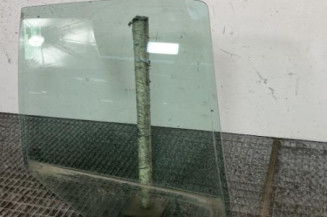 Vitre arriere droit RENAULT CLIO 2