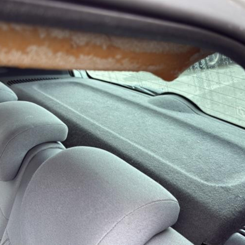 Vitre arriere droit RENAULT CLIO 2 Photo n°15