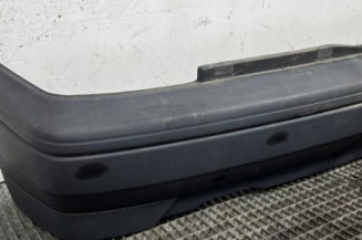 Pare choc arriere VOLKSWAGEN GOLF 3