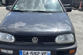 Pare choc arriere VOLKSWAGEN GOLF 3