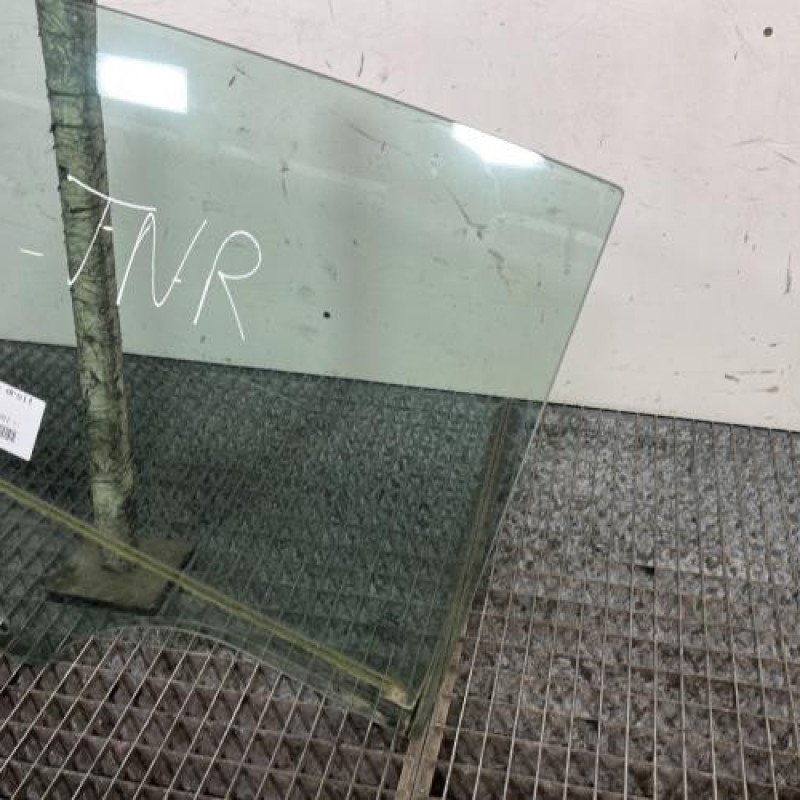 Vitre arriere droit FORD FOCUS 3 Photo n°3