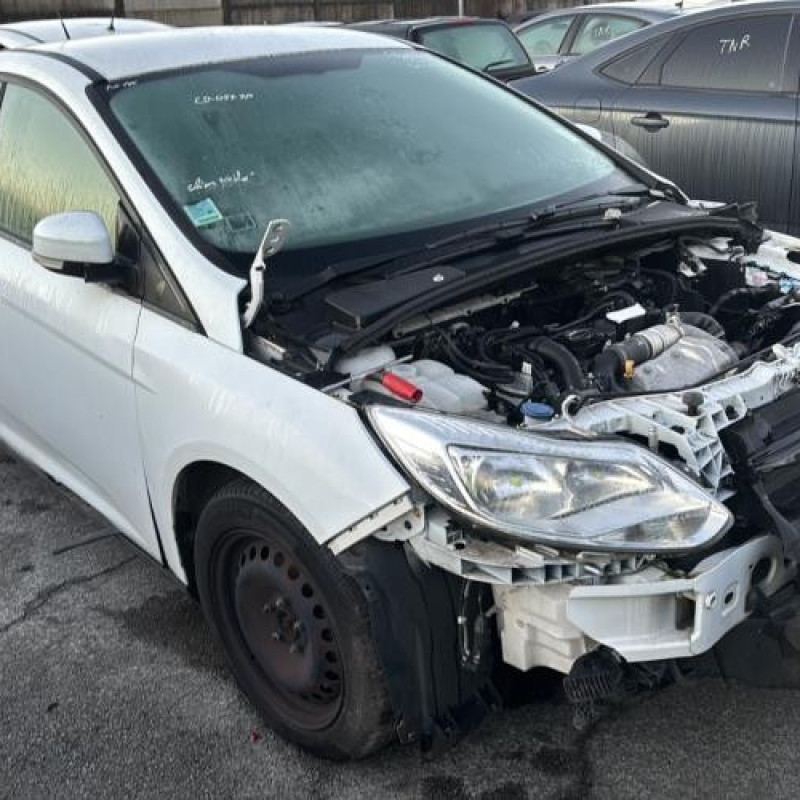 Vitre arriere droit FORD FOCUS 3 Photo n°6