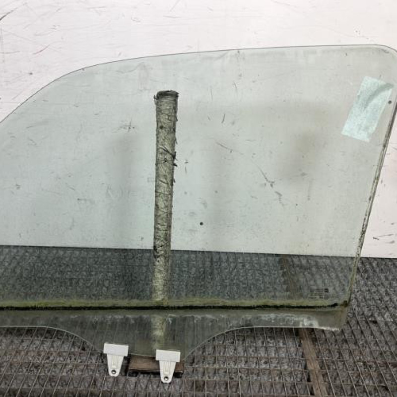 Vitre avant droit OPEL AGILA A Photo n°4