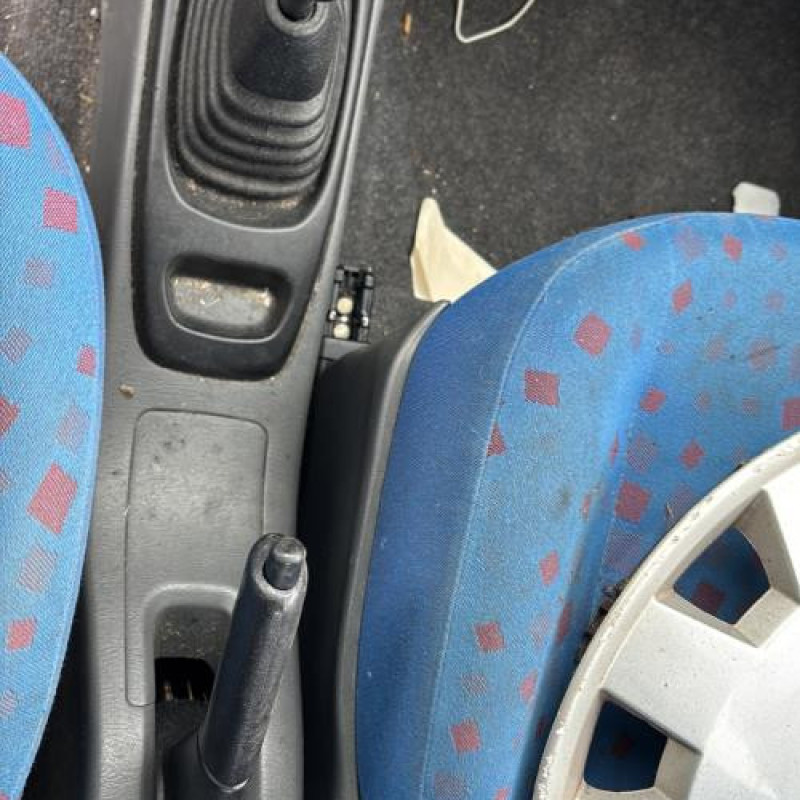 Vitre avant droit OPEL AGILA A Photo n°19