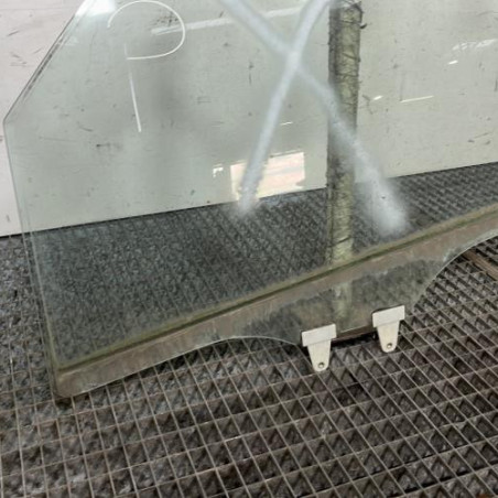 Vitre avant gauche OPEL AGILA A