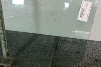 Vitre avant gauche VOLKSWAGEN SCIROCCO 3