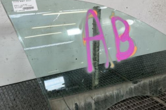 Vitre avant droit RENAULT CLIO 3