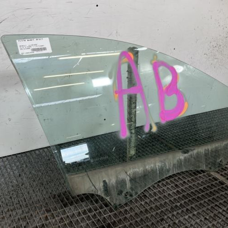 Vitre avant droit RENAULT CLIO 3 Photo n°3