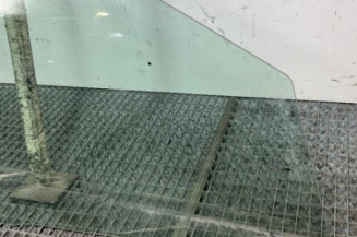 Vitre avant droit MERCEDES CLASSE R 251