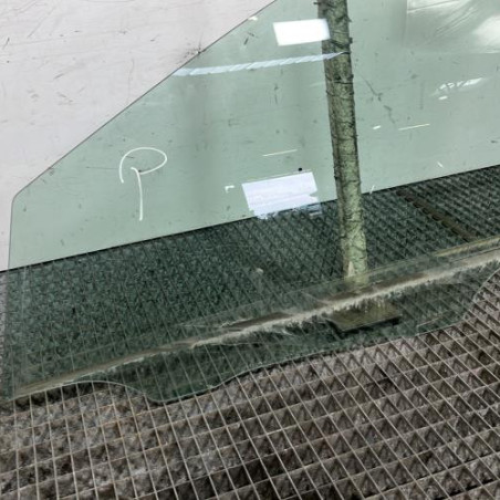 Vitre avant gauche MERCEDES CLASSE R 251