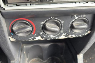 Vitre avant gauche RENAULT CLIO 2 CAMPUS