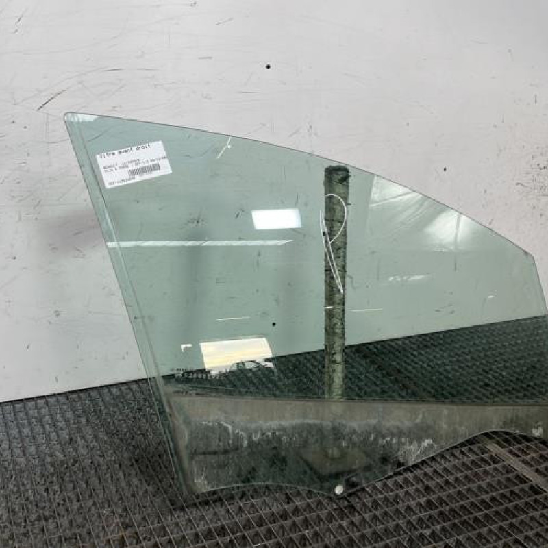 Vitre avant droit RENAULT CLIO 4 Photo n°3