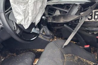 Vitre avant droit RENAULT CLIO 4