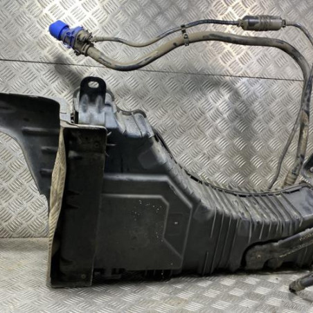 Reservoir AdBlue PEUGEOT 5008 2