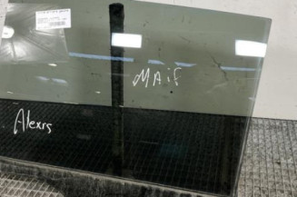 Vitre arriere gauche VOLKSWAGEN TOURAN 3