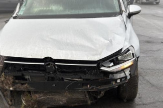 Vitre avant gauche VOLKSWAGEN TOURAN 3