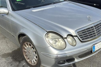 Vitre avant gauche MERCEDES CLASSE E 211