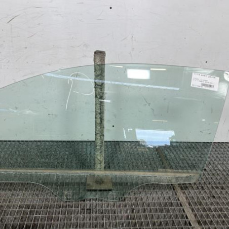 Vitre avant gauche CITROEN C1 2 Photo n°1