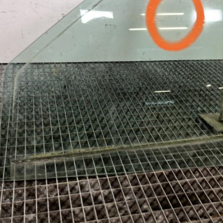 Vitre avant gauche RENAULT CLIO 2