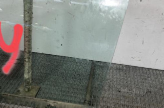 Vitre avant gauche SEAT ALHAMBRA 1