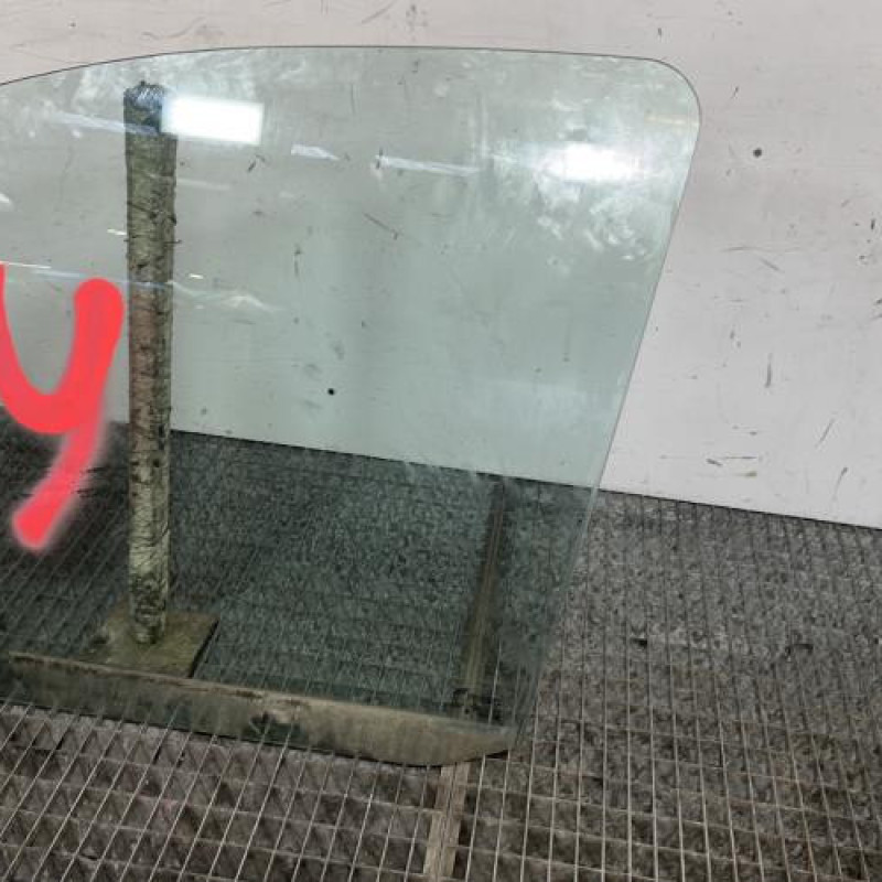 Vitre avant gauche SEAT ALHAMBRA 1 Photo n°2