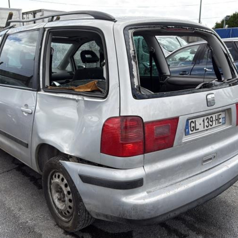 Vitre avant gauche SEAT ALHAMBRA 1 Photo n°10
