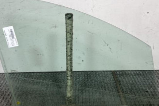 Vitre avant gauche RENAULT CLIO 4