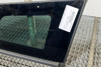 Custode arriere droit RENAULT CLIO 4