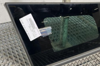 Custode arriere gauche RENAULT CLIO 4