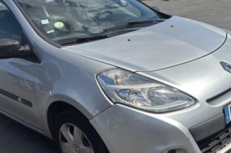 Aile avant gauche RENAULT CLIO 3