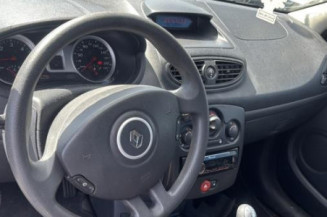 Aile avant gauche RENAULT CLIO 3