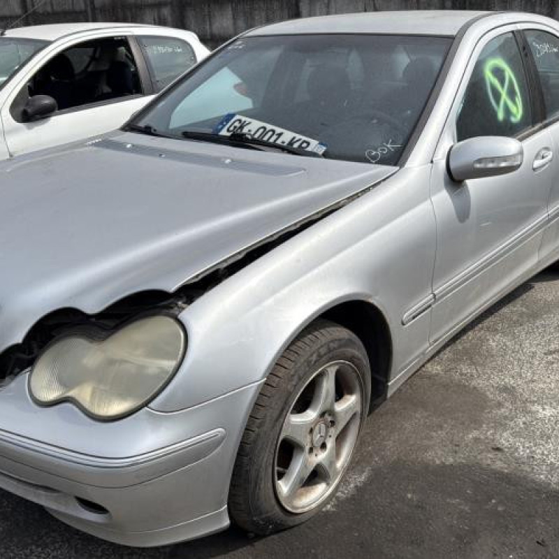 Anti brouillard droit (feux) MERCEDES CLASSE C 203 Photo n°4