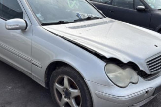 Anti brouillard droit (feux) MERCEDES CLASSE C 203