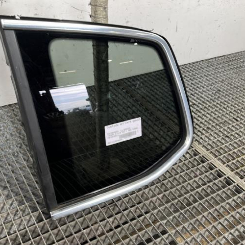 Custode arriere gauche VOLKSWAGEN TOURAN 3 Photo n°2