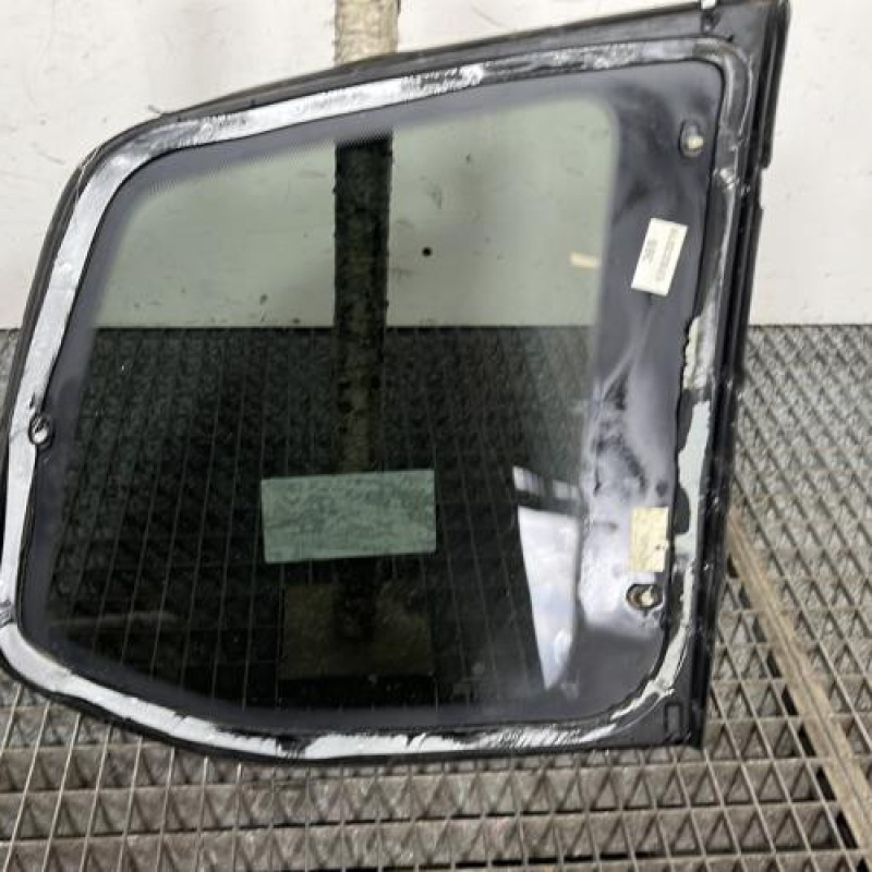 Custode arriere gauche VOLKSWAGEN TOURAN 3 Photo n°4