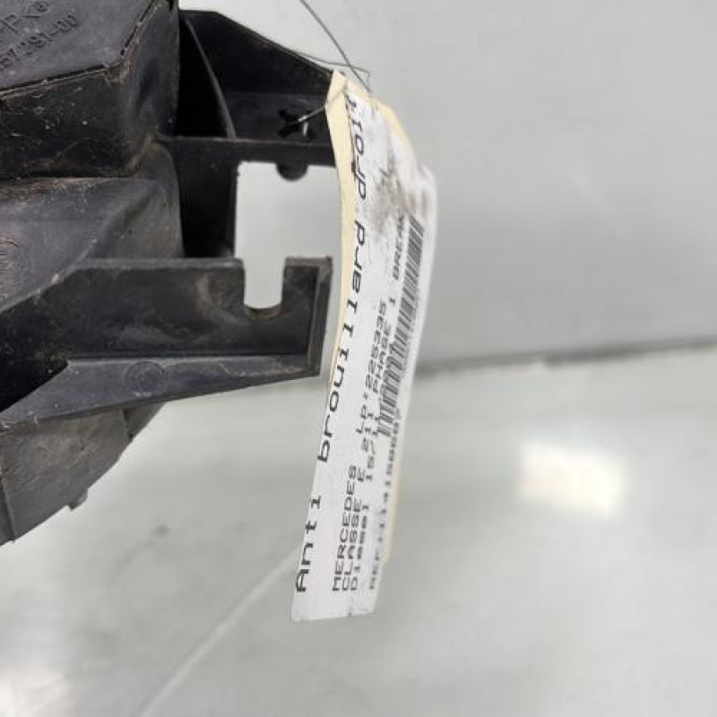 Anti brouillard droit (feux) MERCEDES CLASSE E 211 Photo n°6