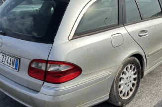 Anti brouillard droit (feux) MERCEDES CLASSE E 211