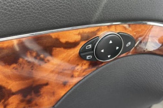 Anti brouillard droit (feux) MERCEDES CLASSE E 211