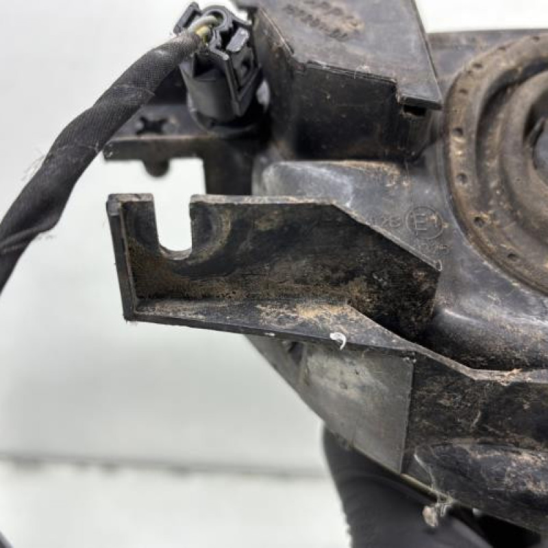 Anti brouillard gauche (feux) MERCEDES CLASSE E 211 Photo n°5