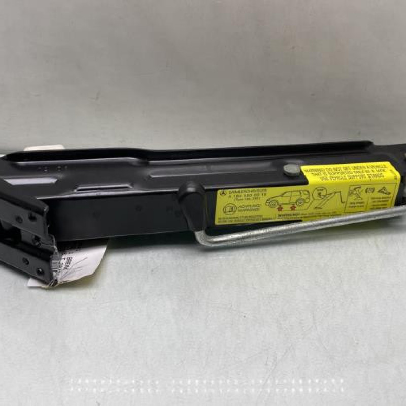 Cric MERCEDES CLASSE R 251 Photo n°3