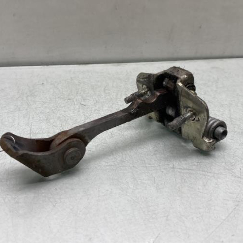 Arret de porte avant gauche RENAULT MASTER 2 Photo n°1