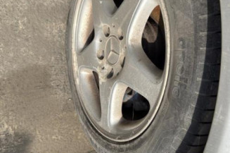 Bras essuie glace avant droit MERCEDES CLASSE C 203