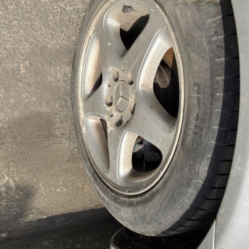 Bras essuie glace avant droit MERCEDES CLASSE C 203 Photo n°18