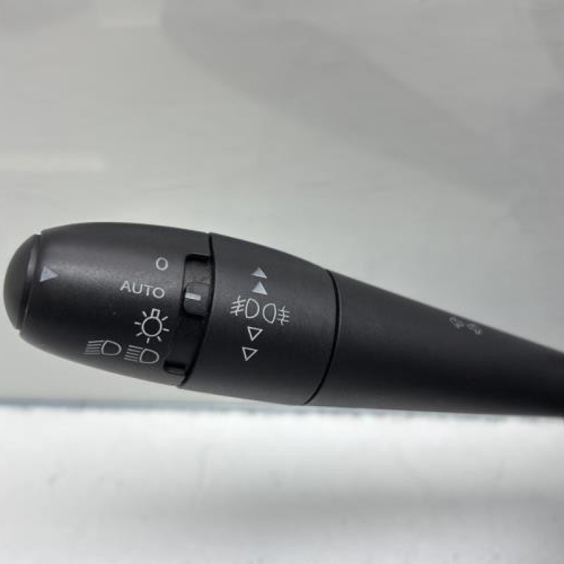 Com (Bloc Contacteur Tournant+Commodo Essuie Glace+Commodo Phare) PEUGEOT 5008 1 Photo n°4