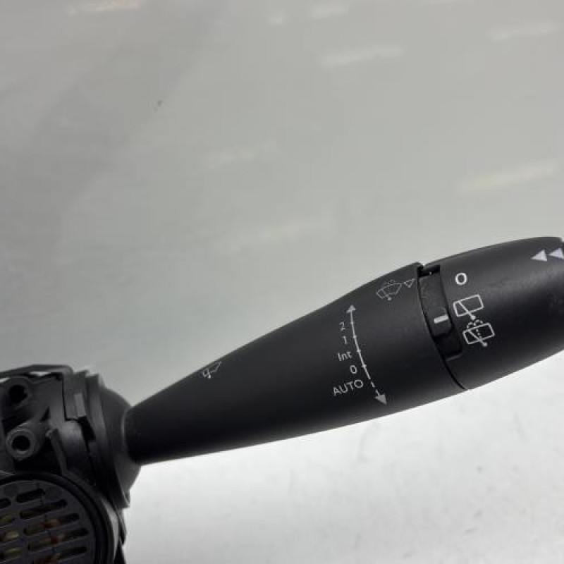 Com (Bloc Contacteur Tournant+Commodo Essuie Glace+Commodo Phare) PEUGEOT 5008 1 Photo n°5